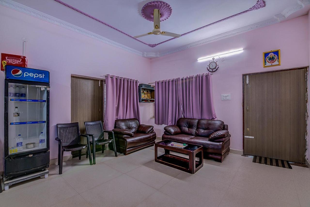 Oyo 8929 Stay Siddhartha Residency Jalaripeta ภายนอก รูปภาพ